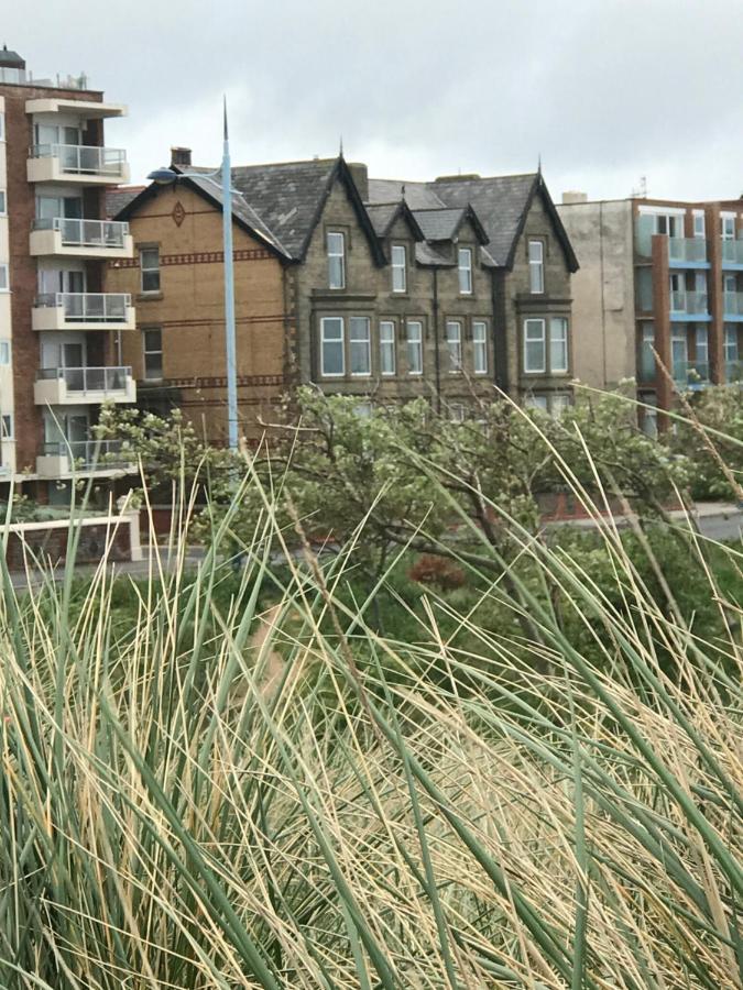 Beach View - Amazing Sea Views Lytham St Annes Kültér fotó